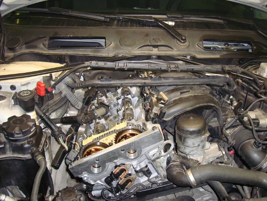 Il vano motore BMW 116i E87 a lavoro ultimato